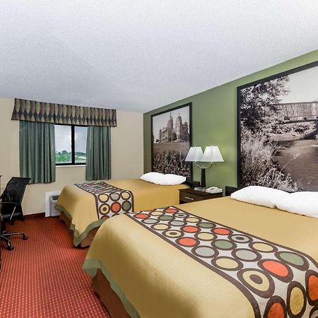 Super 8 By Wyndham Grinnell Ia Esterno foto