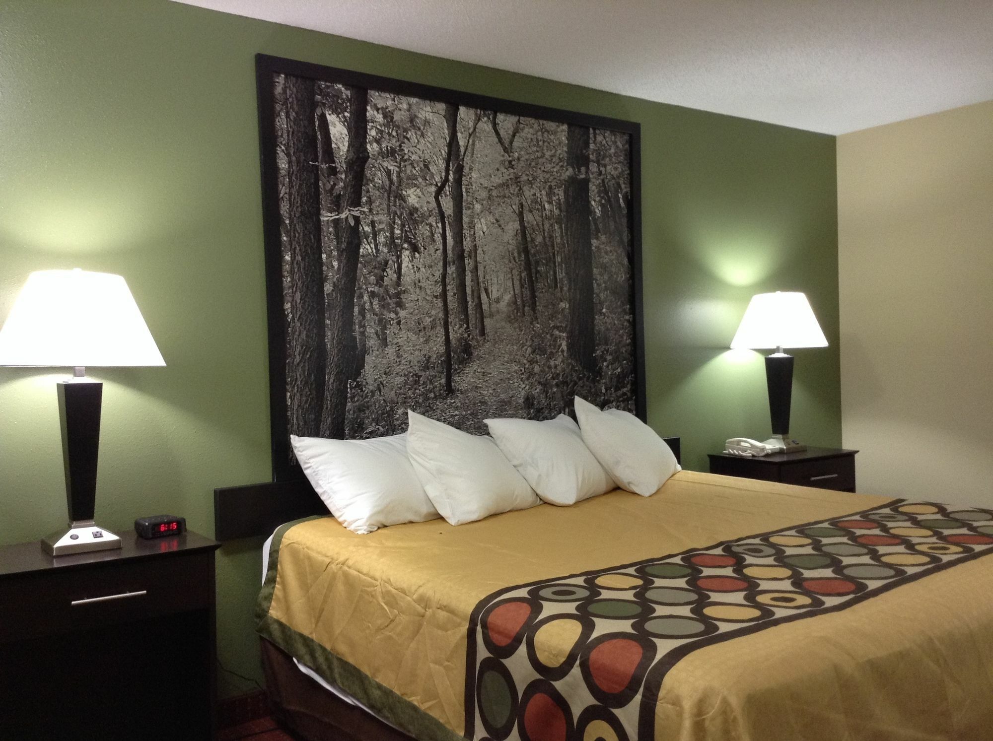 Super 8 By Wyndham Grinnell Ia Esterno foto
