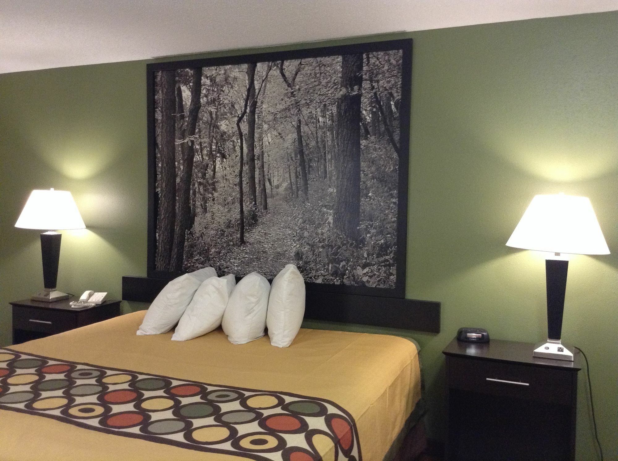 Super 8 By Wyndham Grinnell Ia Esterno foto